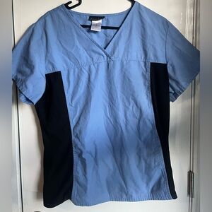 Light Blue Women’s Cherokee Scrubs Size Large